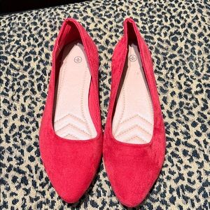 Women’s Red Suede Pointed Toe Ballet Flats